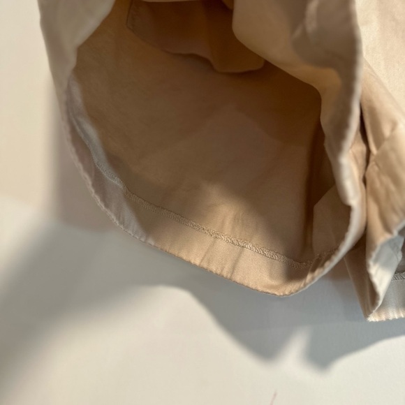 White House Black Market sz: 14 Tan cotton/ Spandex. Slight Sheen. Shorts. - Picture 12 of 14